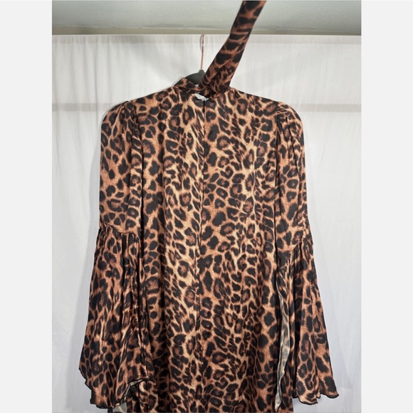 NWT Chloe Kristyn [ Small ] Satin Bell Sleeve Mini Dress in Leopard Animal Print - Picture 13 of 14